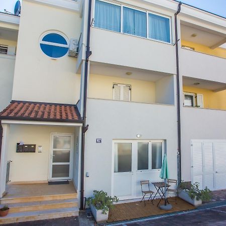 פורץ Apartment Belisima מראה חיצוני תמונה